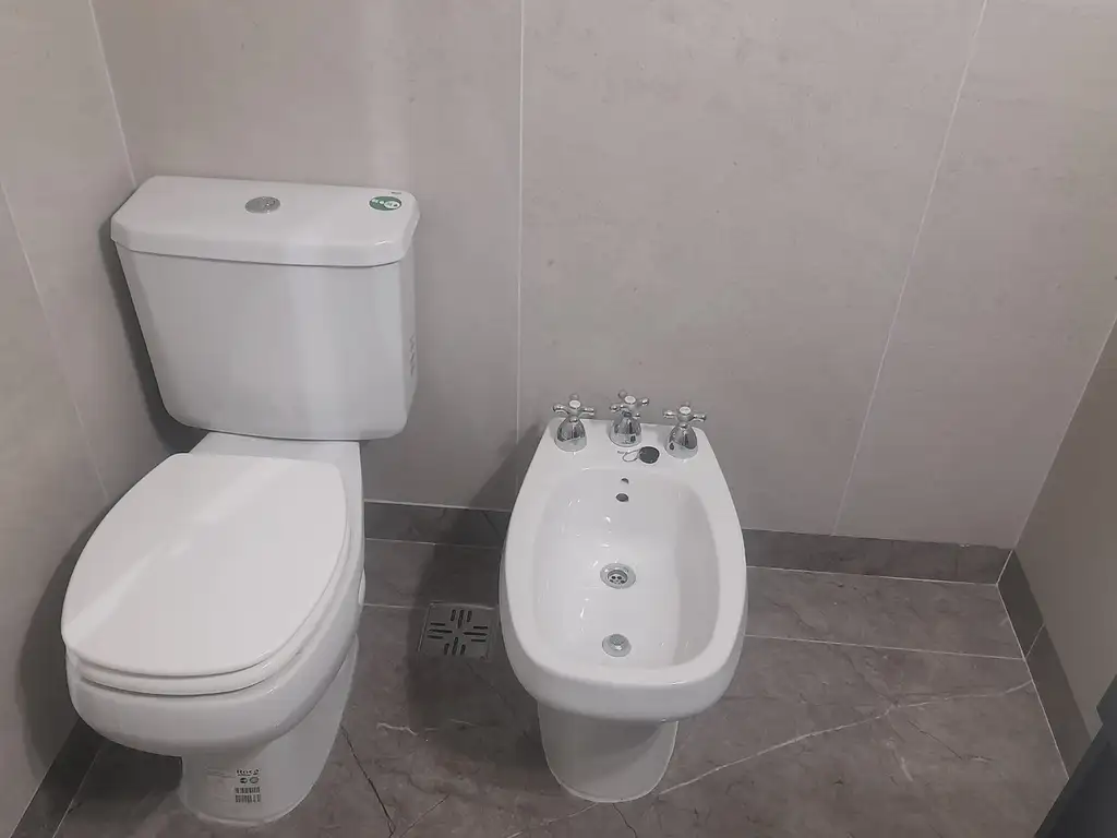 Foto de PH CASA 2 PLANTAS 4 AMBIENTES 2 BAÑOS GARAJE TERRAZA, imagen 4