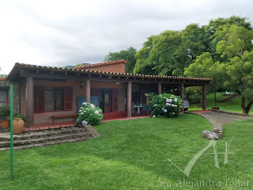Foto de Casa 3 Dorm Amoblada con un Parque Increíble de 7400m2, imagen 2