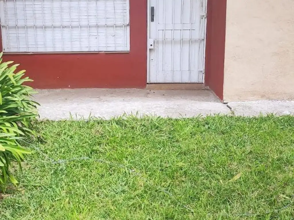 Foto de Casa en venta de tres ambientes Lote propio Playa Serena, imagen 4