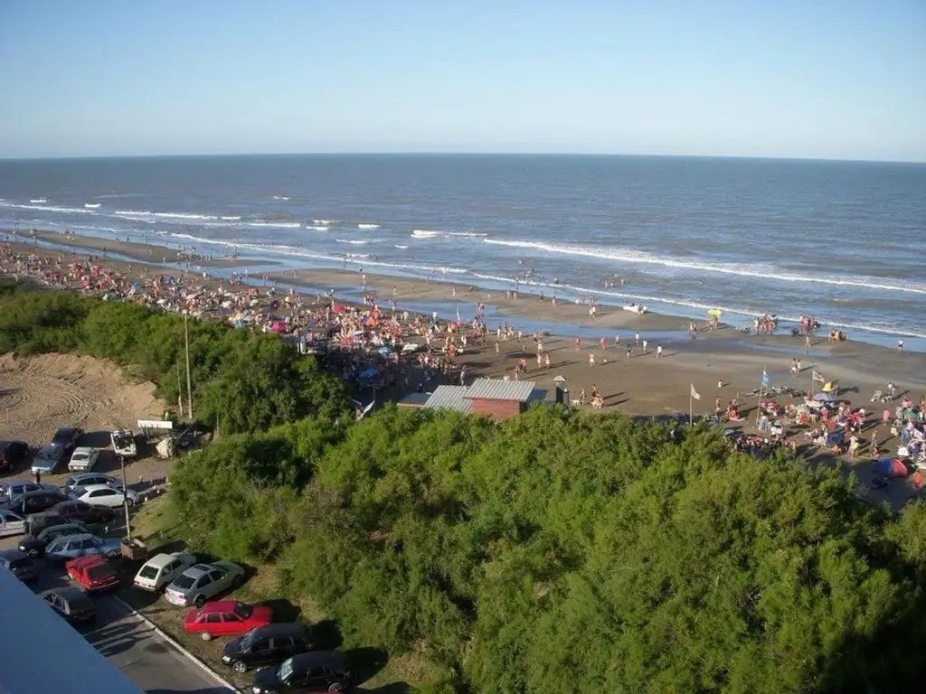 Foto de ALQUILER DE DEPTOS PH PARA 2,3,4,5 PERS EN LA LUCILA DEL MAR, imagen 4