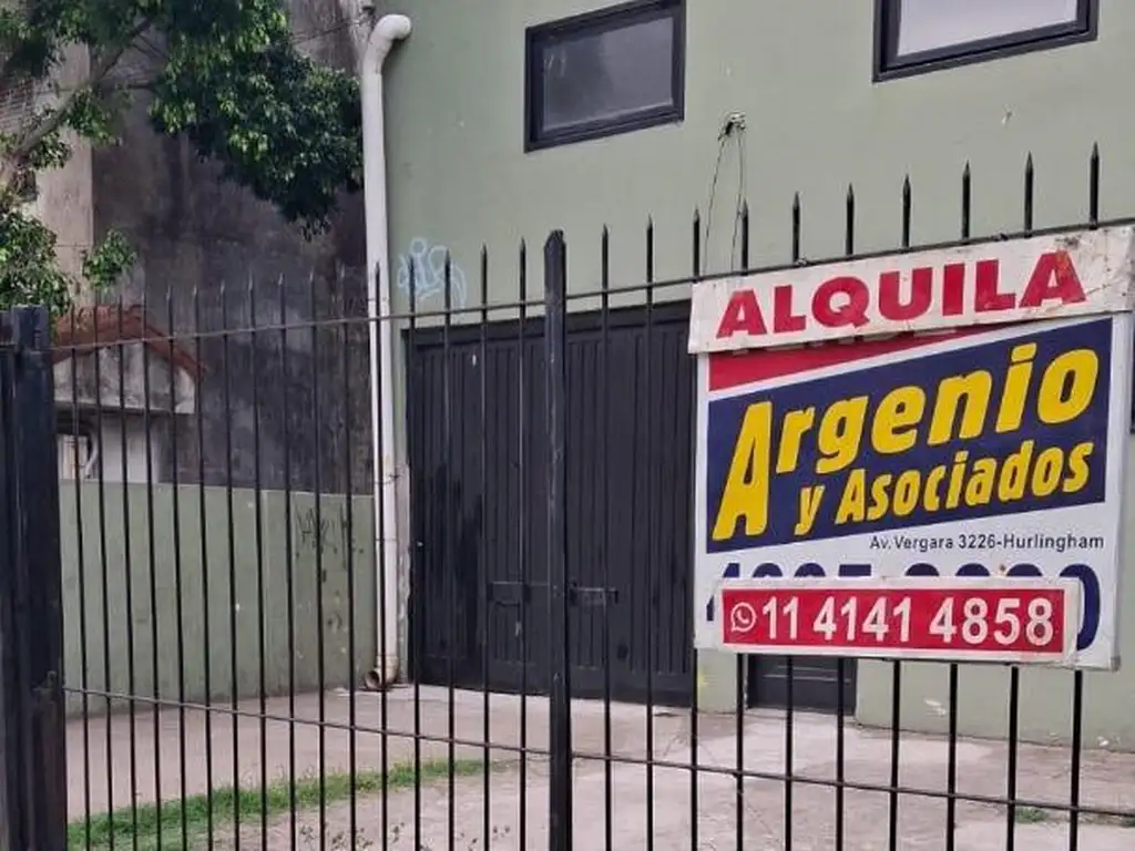 Foto de Excelente galpón en inmejorable zona de Hurlingham, imagen 3