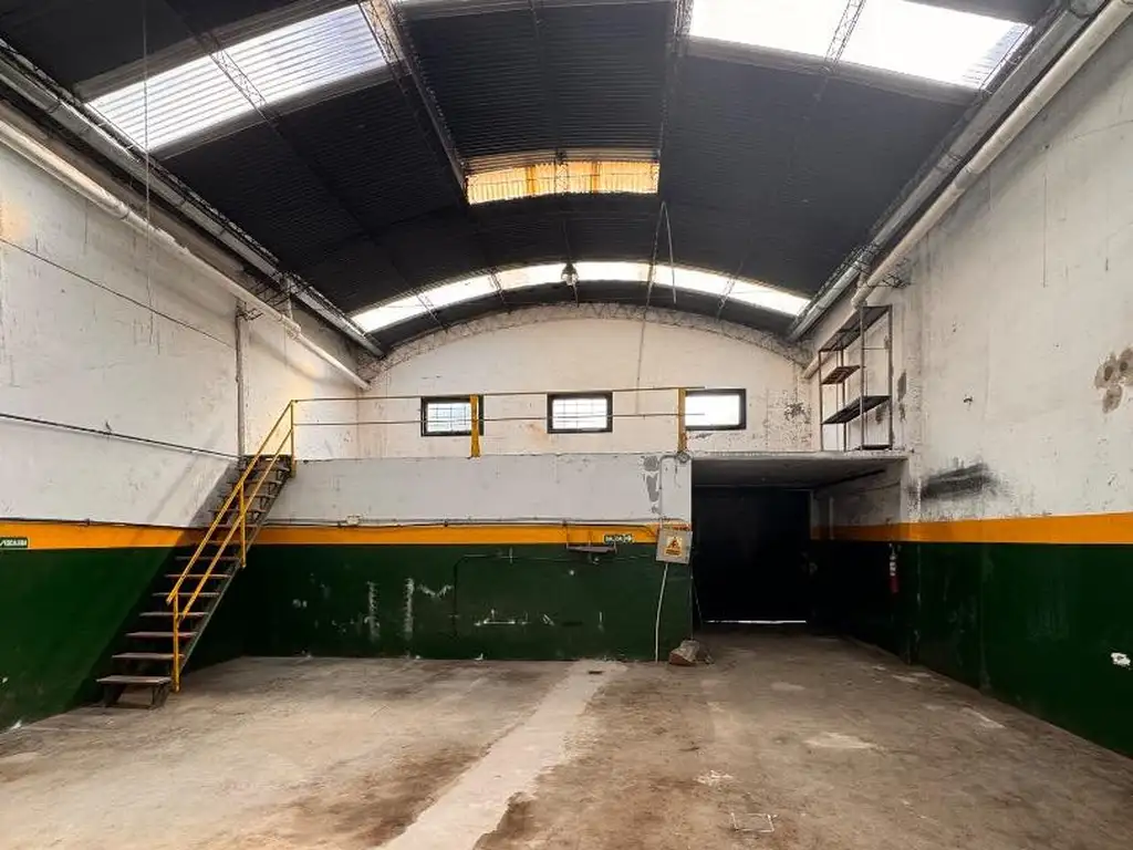 Foto de Excelente galpón en inmejorable zona de Hurlingham, imagen 5