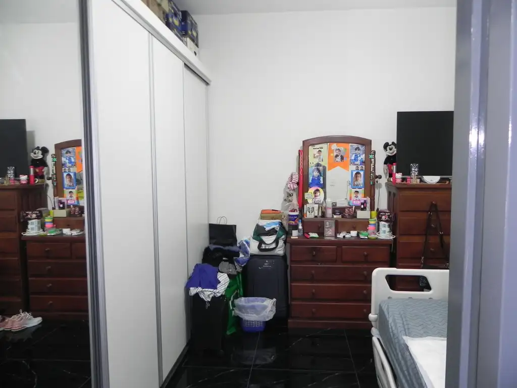 Foto de NUEVO VALOR //////// CASA, 6 DORM., EN 2 PLANTAS, 4 BÑOS, GRAN LIVING, imagen 3