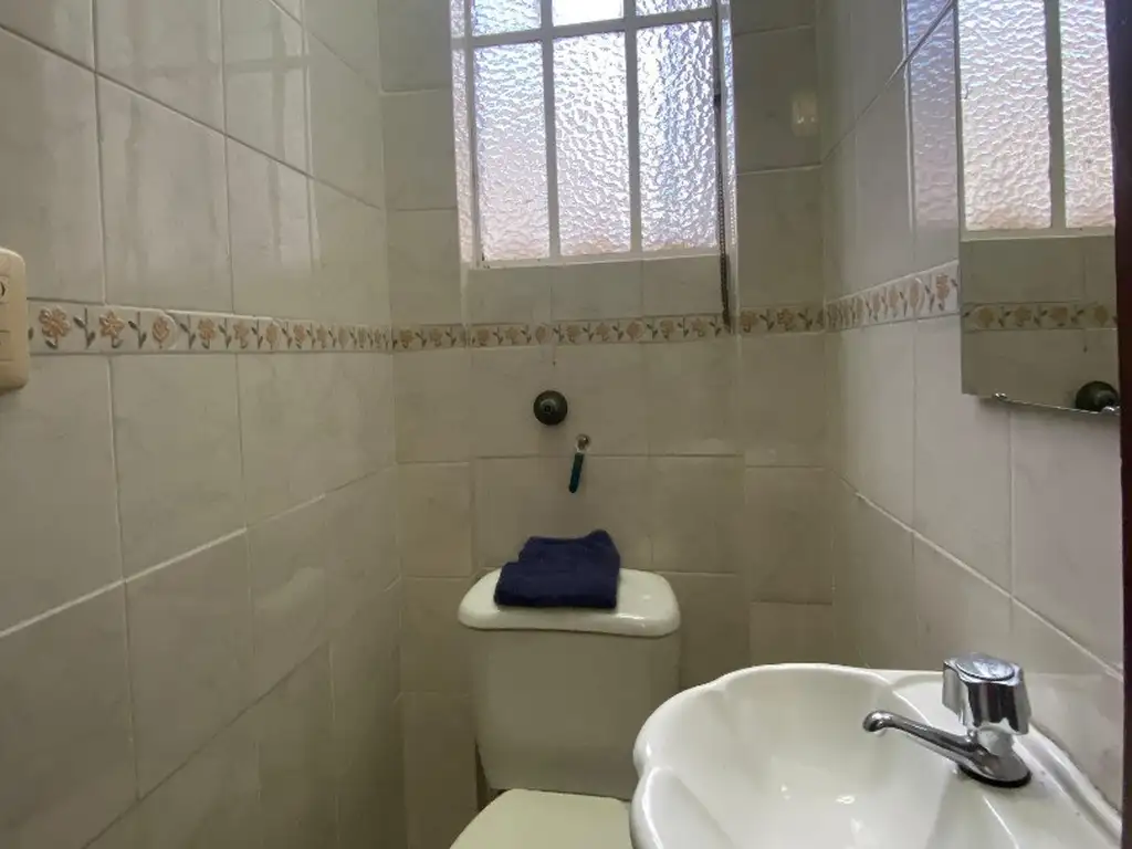 Foto de SEMIPISO 4 AMB APTO PROFESIONAL, imagen 1
