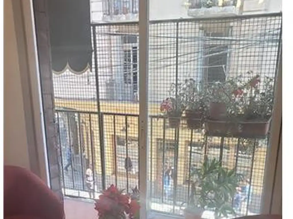 Foto de DEPARTAMENTO 3 DORMITORIOS - ALMAGRO, CAPITAL FEDERAL, imagen 2