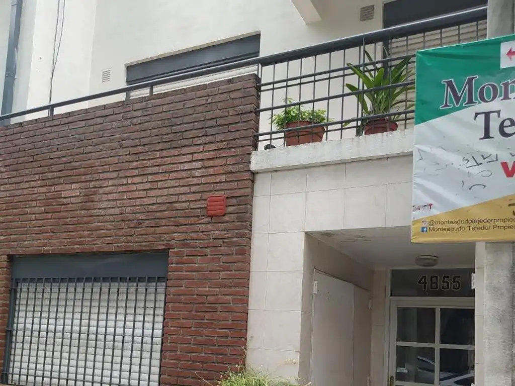 Foto de Dpto 2 ambientes al frente, balcón, 1º x escalera, imagen 2