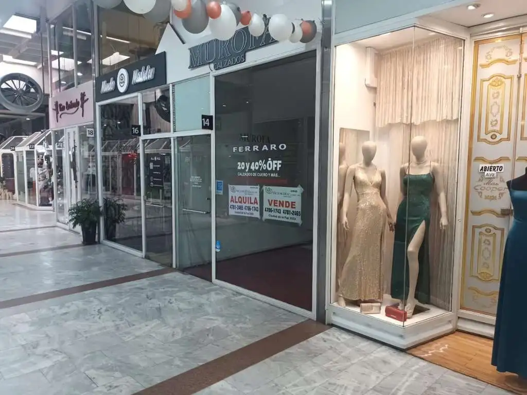 Foto de VENTA DE LOCAL EN AV. CABILDO 2350 GALERÍA MARGA BELGRANO CABA, imagen 2
