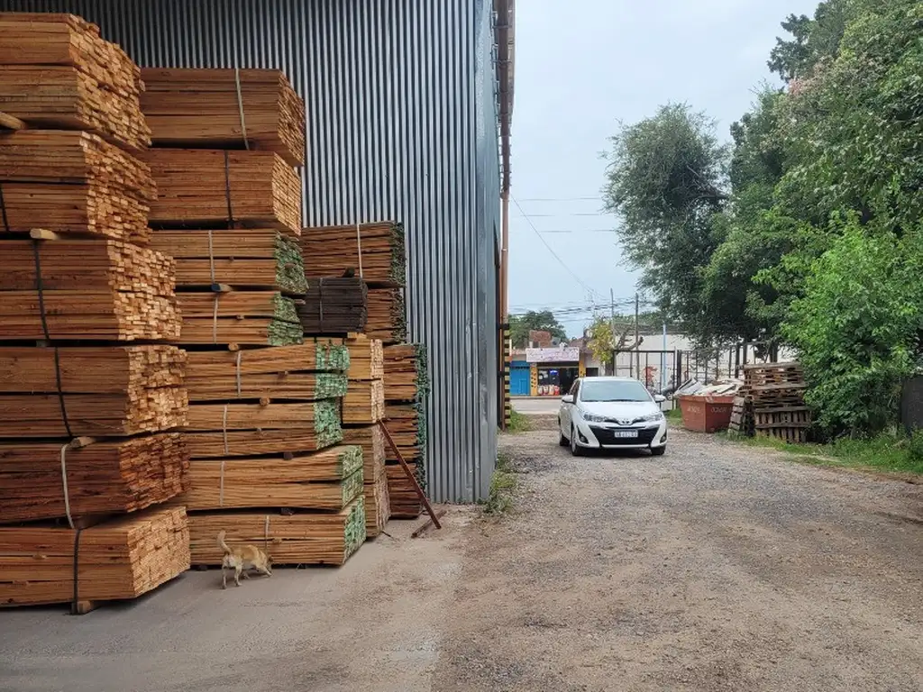 Foto de Galpon sobre ruta 25 solo para deposito, imagen 1