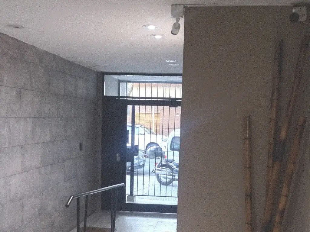 Foto de HERMOSO DTO 2 AMBIENTES A MTRS DE AVENIDA, imagen 4