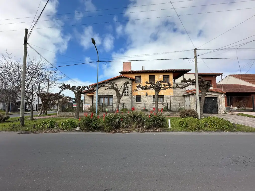 Foto de VENTA Chalet Mar del Plata 4 ambientes Punta Mogotes, imagen 3