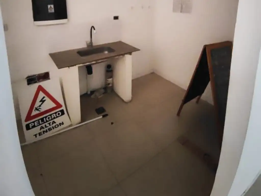 Foto de Locales en Alquiler en Pueblo Caamaño, Pilar, imagen 5