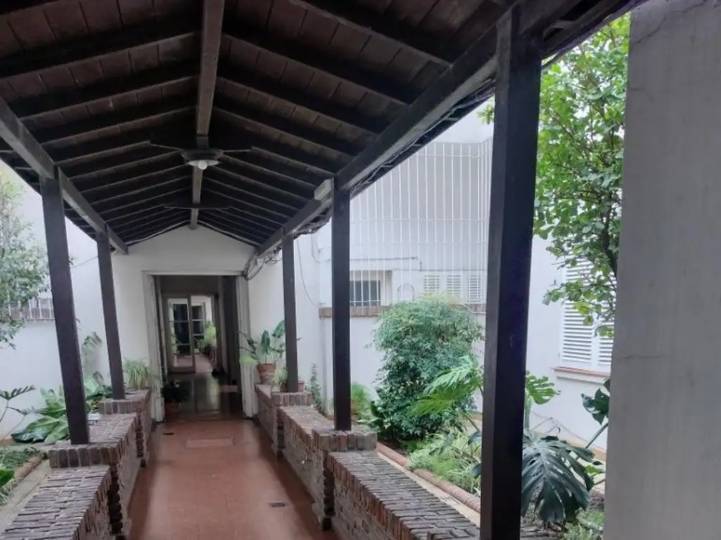 Foto de 2 amb con patio y comodo entre piso de madera, imagen 1