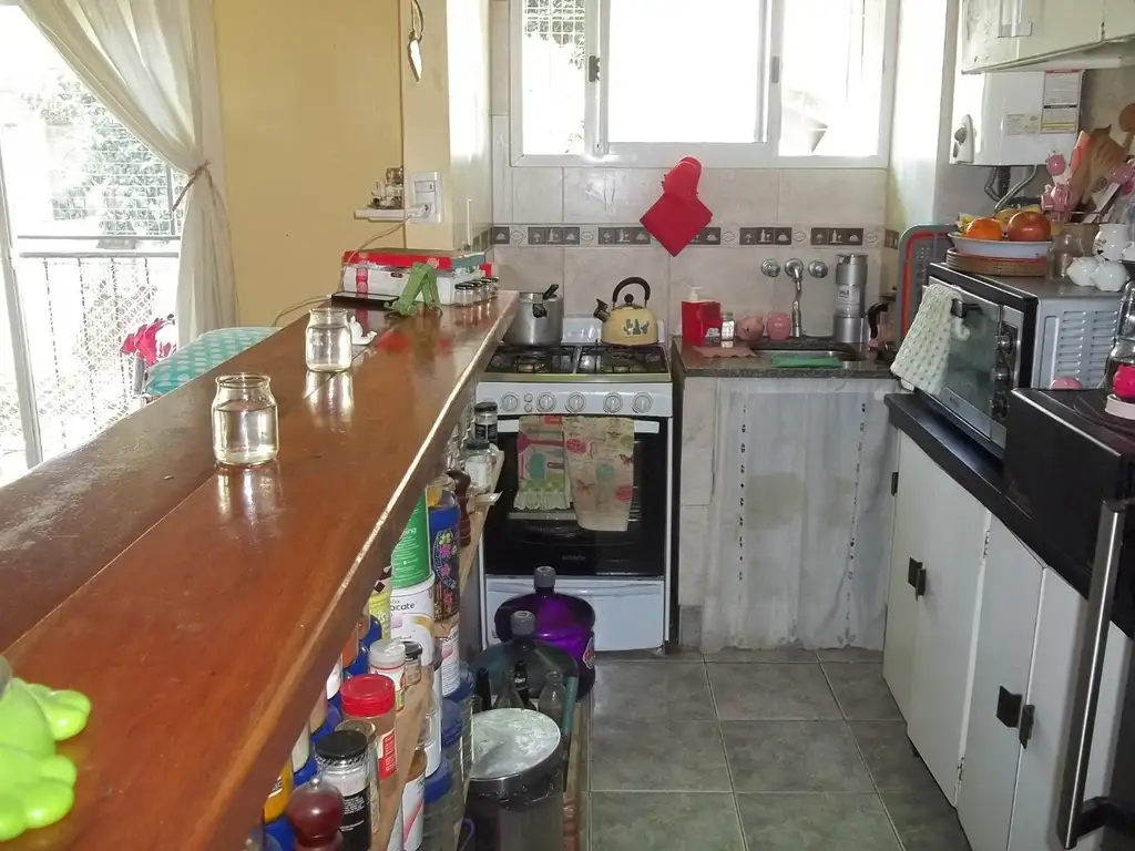 Foto de 2 AMB / TOTAL 51m2 / CFTE / BALCON / LAVADERO / EDIF 55 AÑOS / EXP $, imagen 2