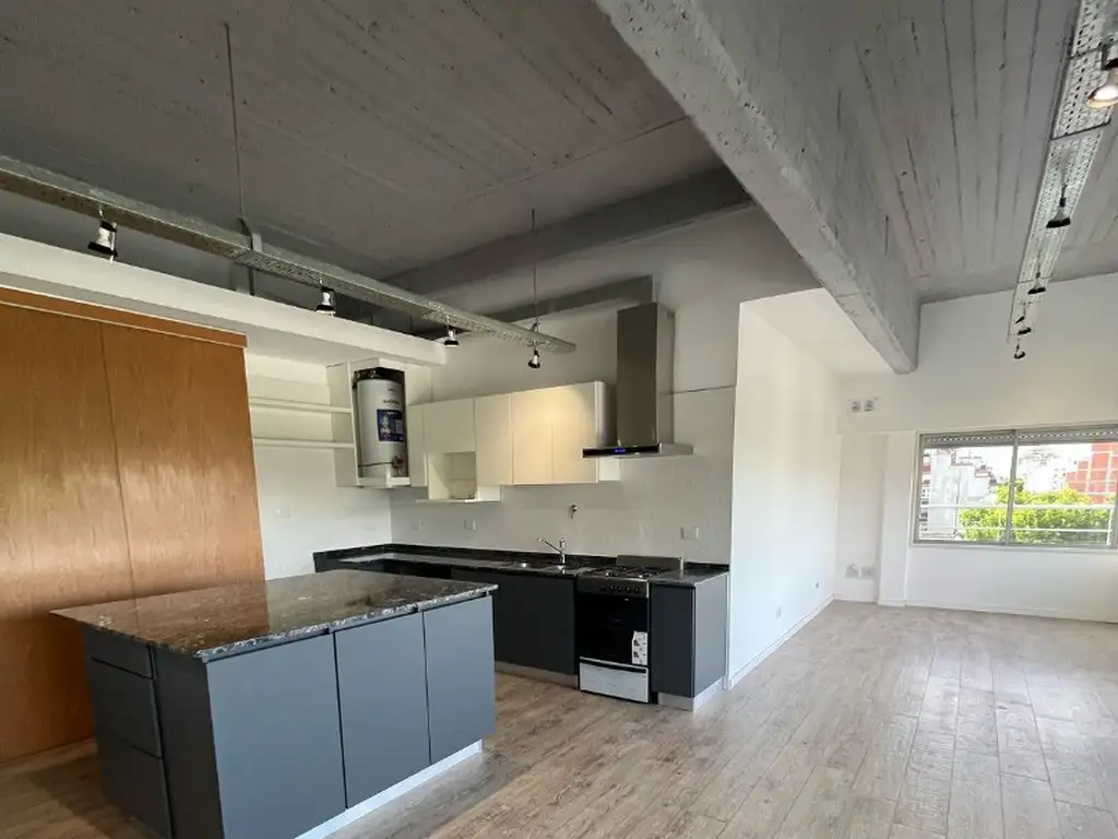 Foto de SEMIPISO A NUEVO - 100 M2 CUBIERTOS DE CALIDAD - GRAN BALCON ATERRAZADO, imagen 3
