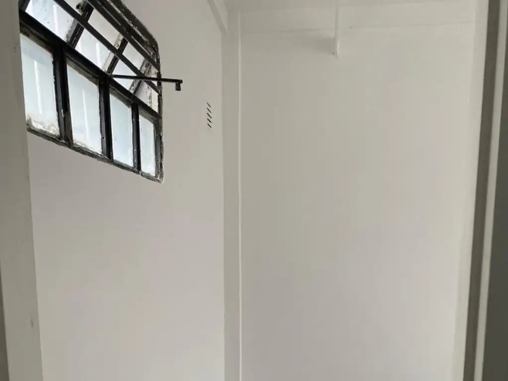 Foto de alquiler local zona 489 y 24 GONNET, imagen 3