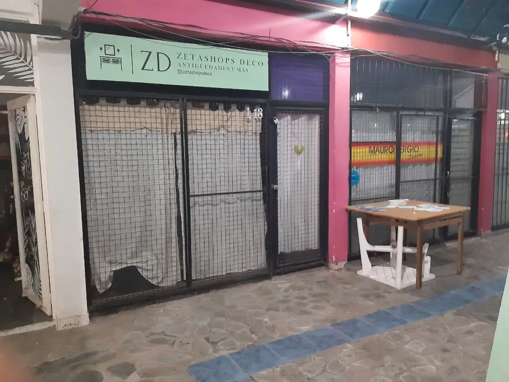 Foto de LOCAL COMERCIAL AV. RIVADAVIA 16152 HAEDO, imagen 1