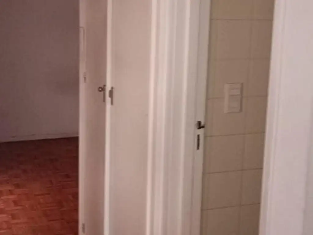 Foto de 2Amb Luminoso Buen estado Oportunidad!!!, imagen 5