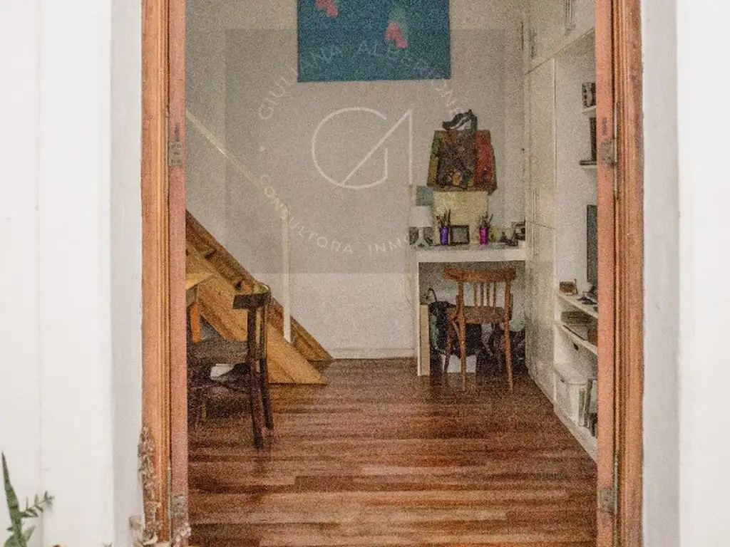 Foto de Hermoso PH en venta- 3 Ambientes- Zona Congreso, imagen 2