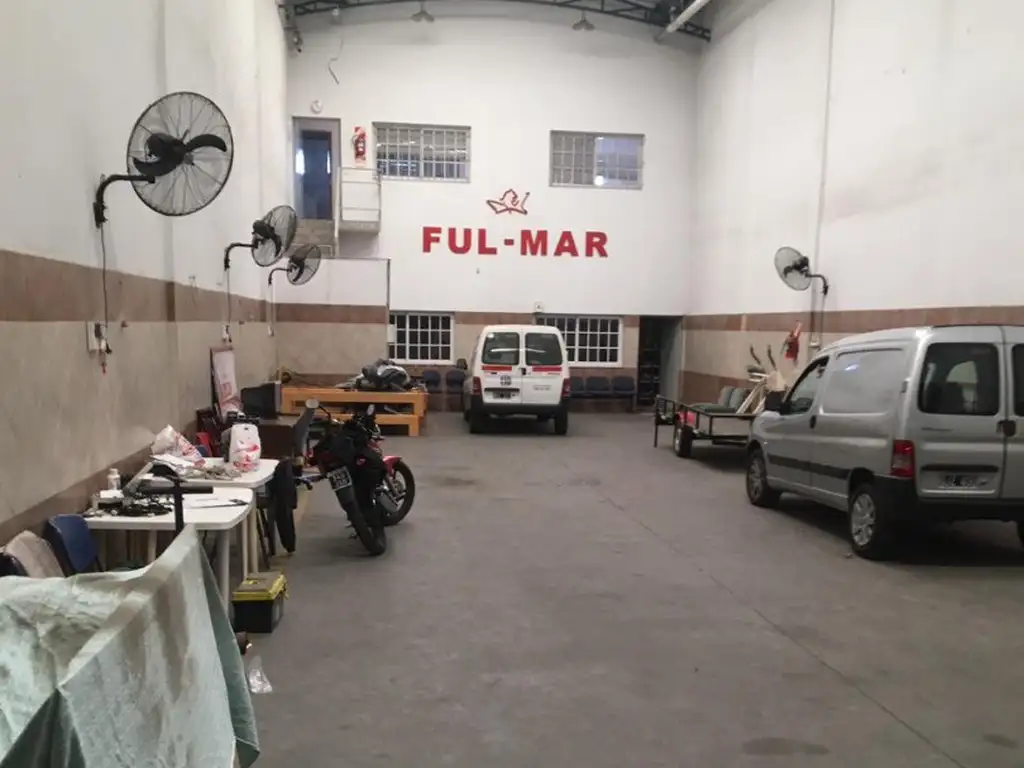 Foto de GALPON CON OFICINAS VESTUARIOS F. MOTRIZ, imagen 1