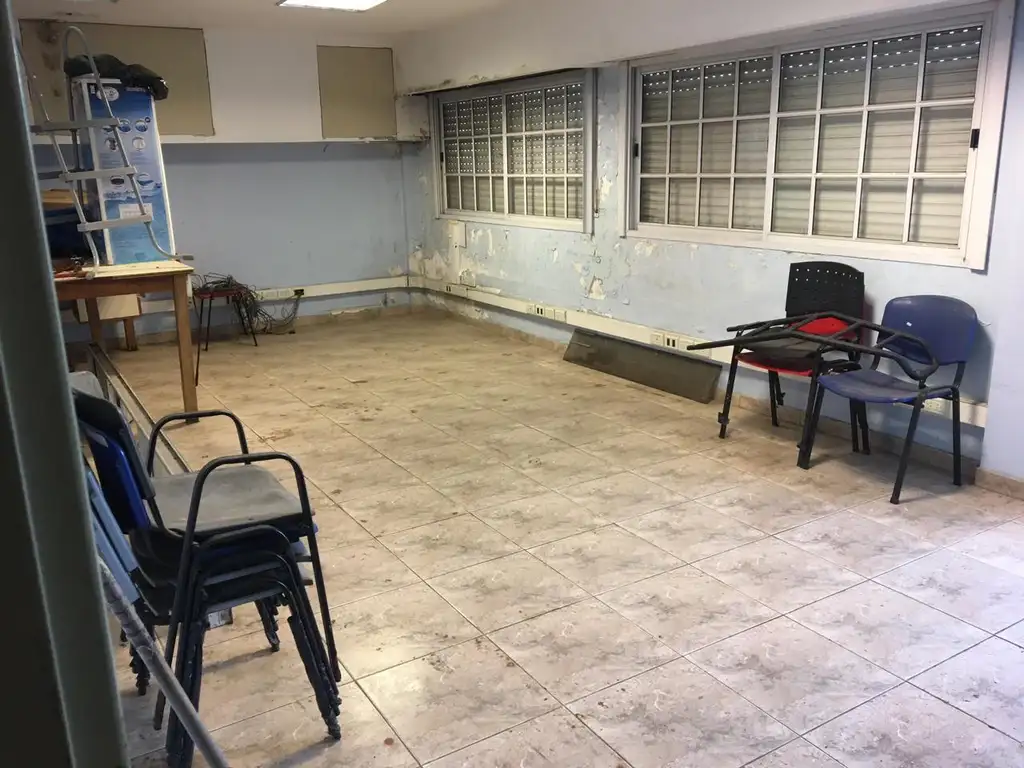 Foto de GALPON CON OFICINAS VESTUARIOS F. MOTRIZ, imagen 4