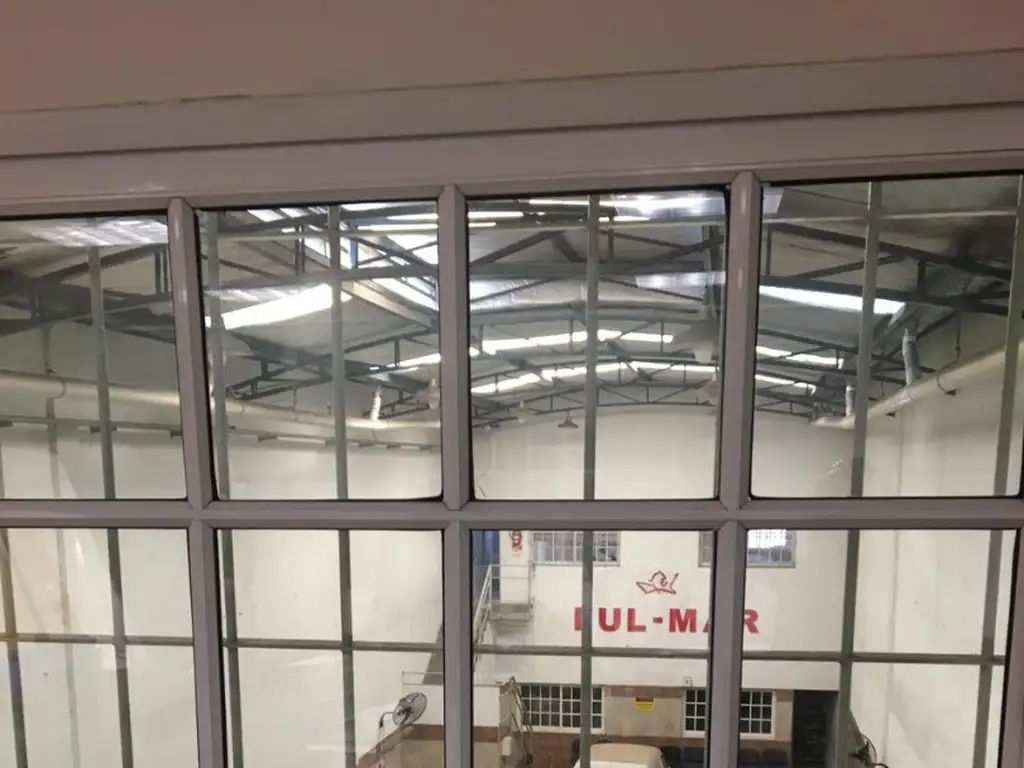 Foto de GALPON CON OFICINAS VESTUARIOS F. MOTRIZ, imagen 5