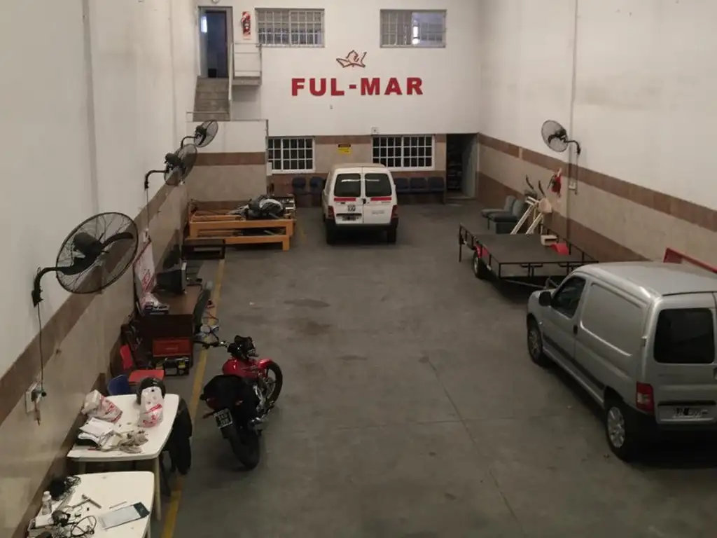 Foto de GALPON CON OFICINAS VESTUARIOS F. MOTRIZ, imagen 3