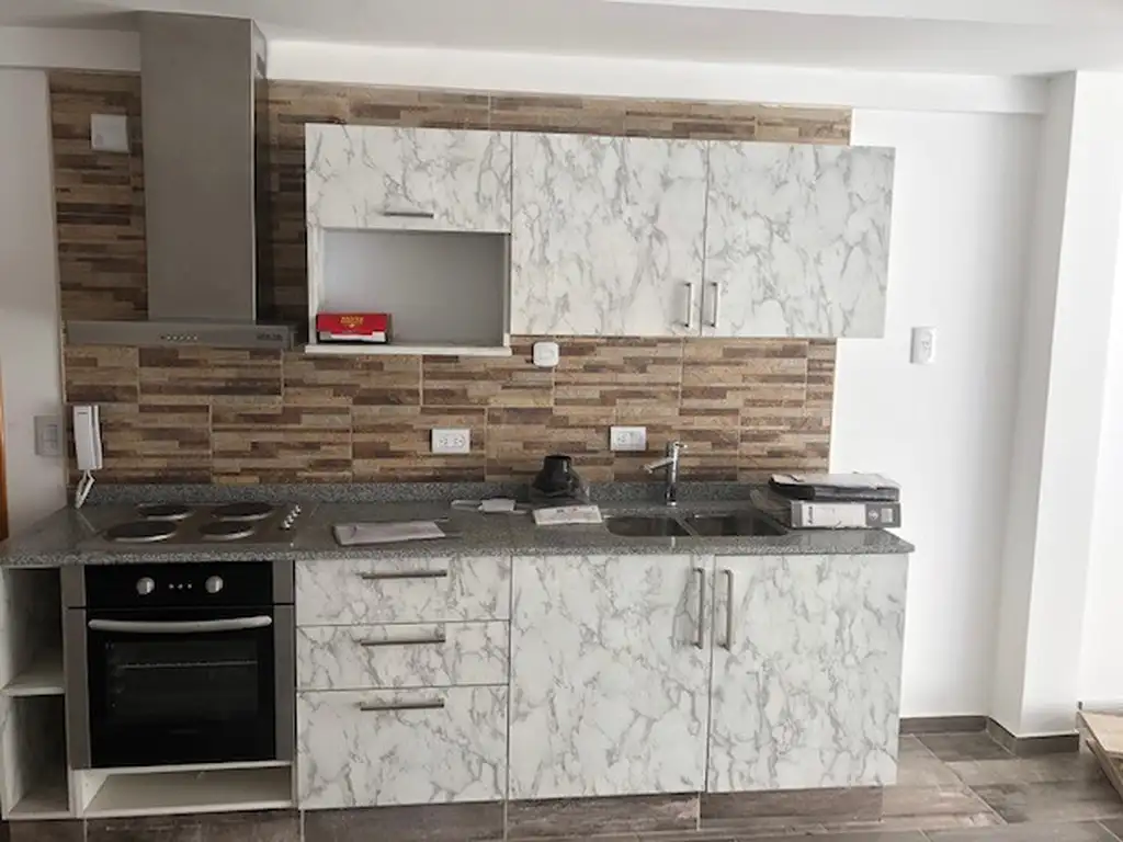 Foto de TIPO CASA A ESTRENAR 2 AMBIENTES CON PATIO y JARDIN Boedo, imagen 3