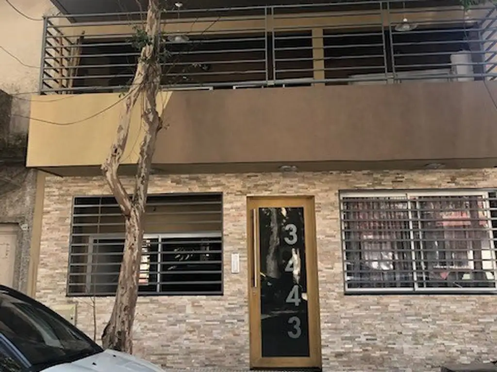 Foto de TIPO CASA A ESTRENAR 2 AMBIENTES CON PATIO y JARDIN Boedo, imagen 4