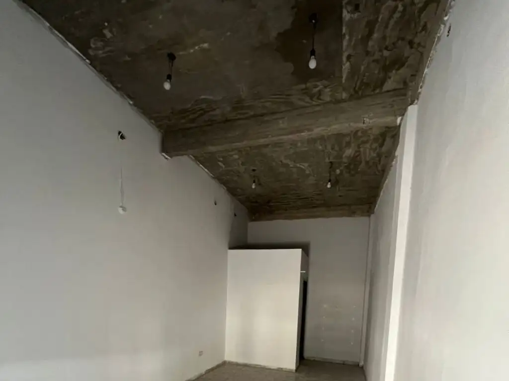 Foto de Local - Alquiler - Argentina, La Matanza - AV LURO 4700, imagen 4