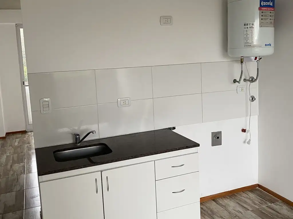 Foto de Departamento Alquiler 2 Ambientes Moderno Con Balcon, imagen 5