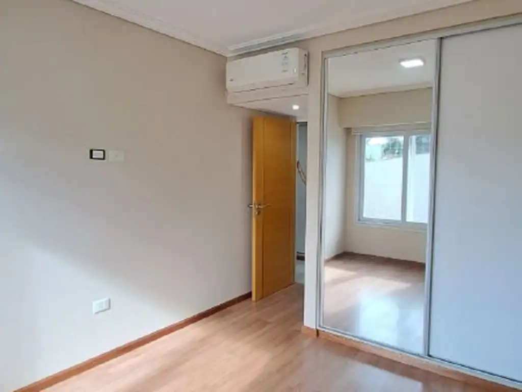 Foto de ALQUILA DEPTO 3 AMBIENTES IMPECABLE EN DEVOTO, imagen 3
