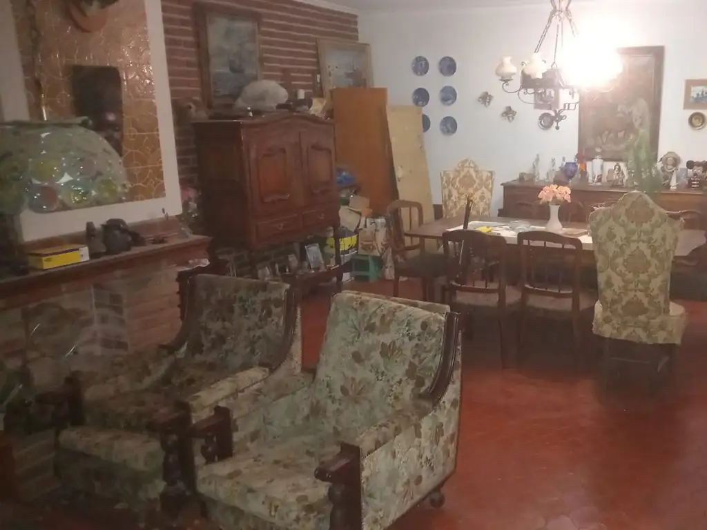 Foto de EXCELENTE CHALET EN ESQUINA 5 AMB POSIBILIDAD DE AMPLIACION, imagen 4