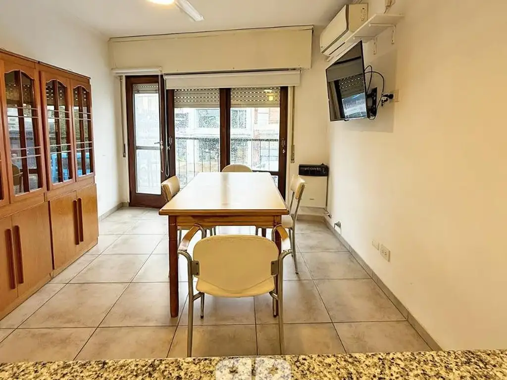 Foto de GRAN DEPARTAMENTO DE UN DORMITORIO AMUEBLADO ARROYITO, imagen 4