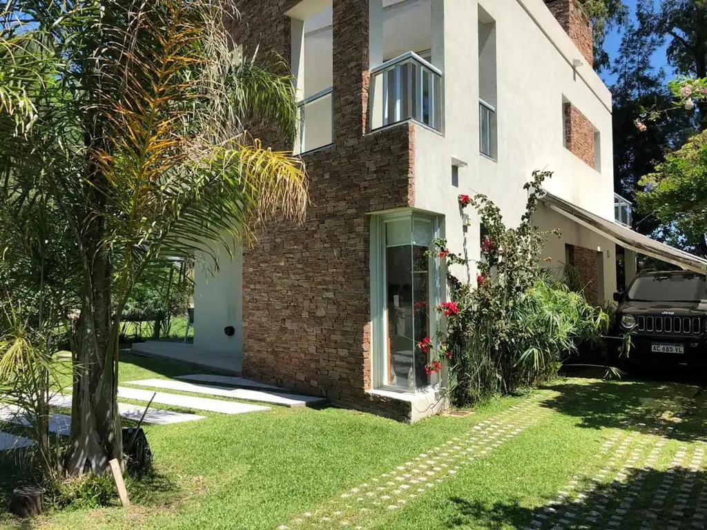 Foto de Casa 5 ambientes- B° Cardenal del Monte, imagen 4