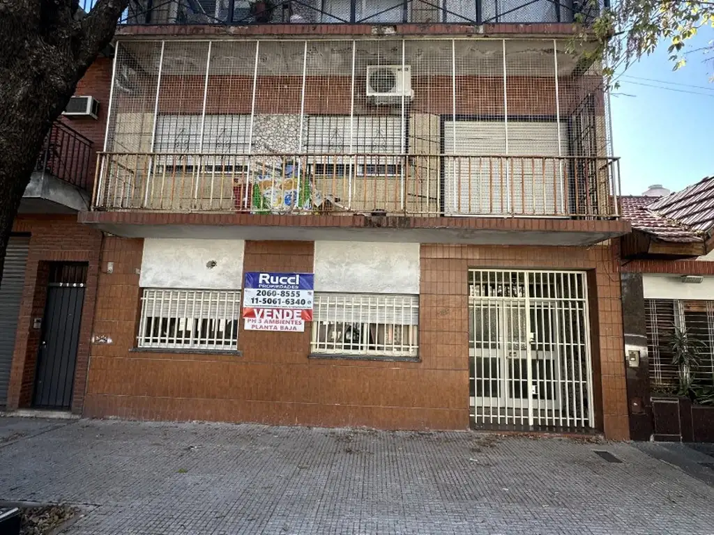 Foto de PH 3 AMB. PB AL FRENTE CON PATIO, imagen 2