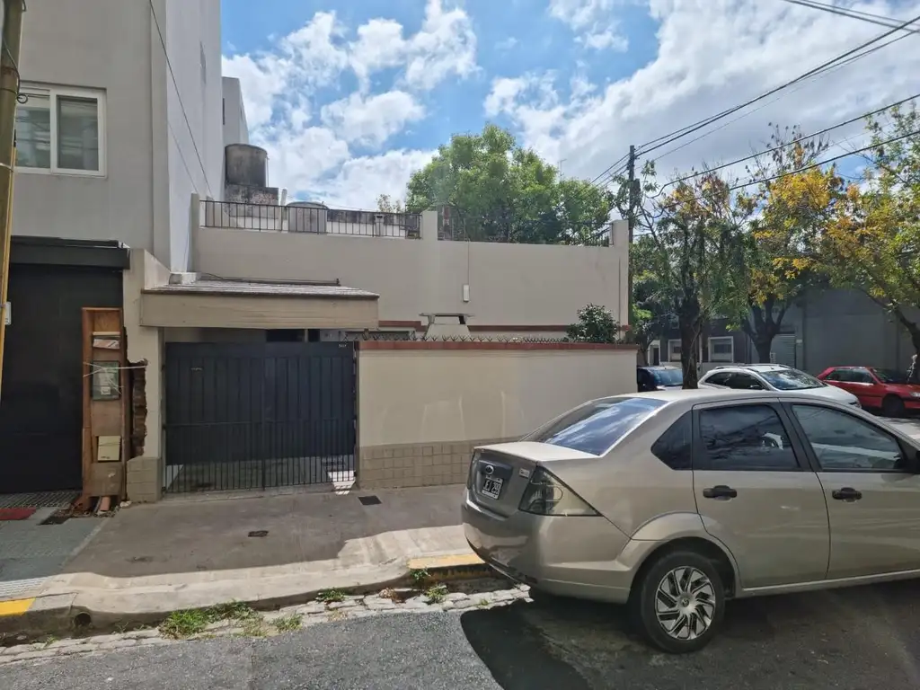 Foto de Casa 3 ambientes, entrada auto, patio y terraza, imagen 2