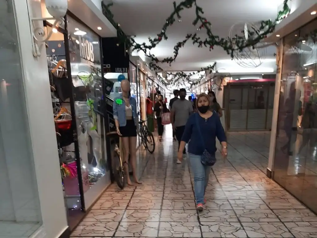 Foto de LOCAL EN GALERIA RECAMIER, imagen 4