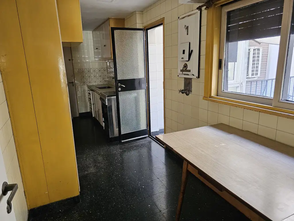 Foto de Merolla Vende Depto | 4 Amb Buena Ubicación Rio de Janeiro 1058, imagen 1