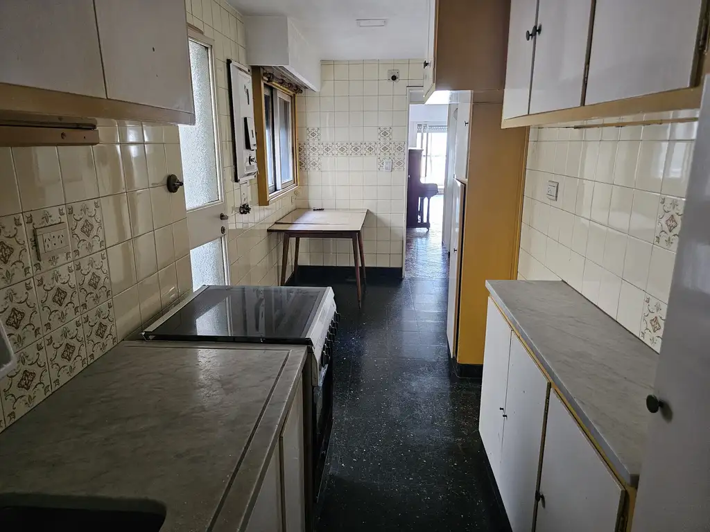 Foto de Merolla Vende Depto | 4 Amb Buena Ubicación Rio de Janeiro 1058, imagen 2