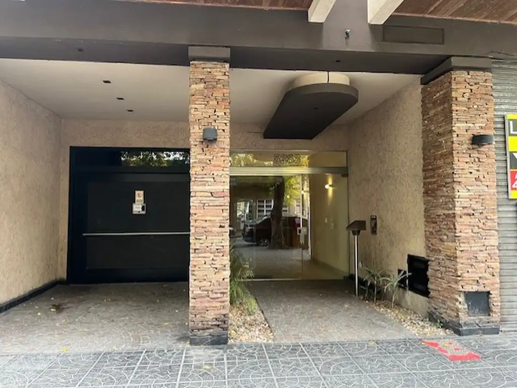 Foto de 2 AMBIENTES AL CT-FRENTE CON BALCON (EL VALOR INCLUYE AYSA, AGIP Y, imagen 2
