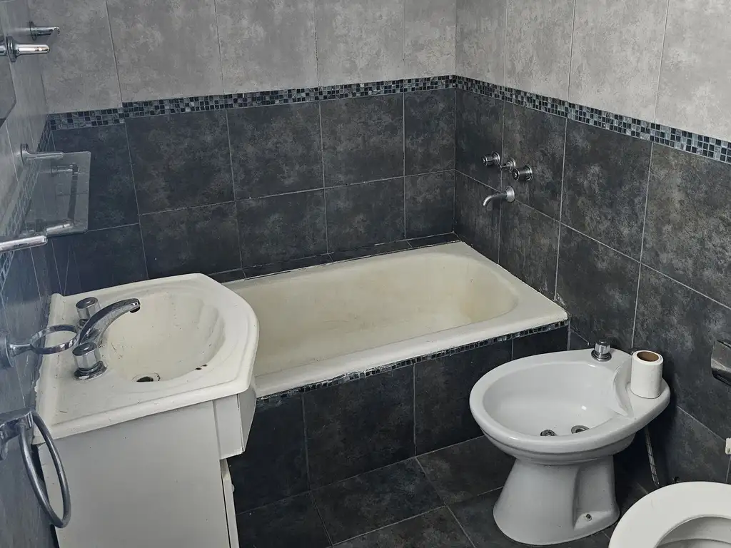 Foto de MEROLLA VENDE | DEPTO DE 3 AMBIENTE EN VILLA CRESPO, imagen 4