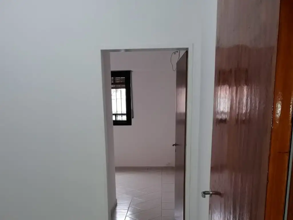 Foto de LOCAL DE 350 M2 Y 3 DEPARTAMENTOS TIPO PH , CON RENTA 10% ANUAL, imagen 4