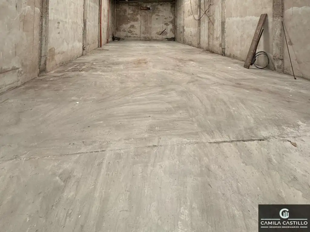Foto de Galpón 1000m2 en 3 Plantas Zonif Mixtura 3 - lote 8,66x36,5, imagen 2