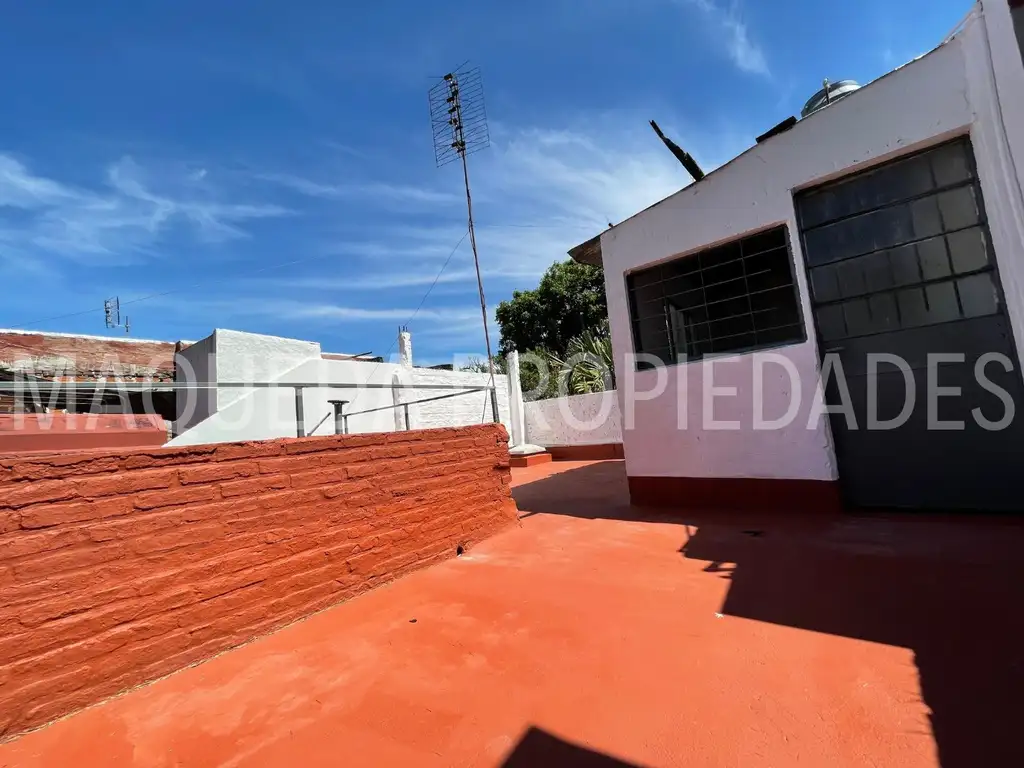 Foto de PH 2 AMBIENTES C/PATIO Y TERRAZA ¡ OPORTUNIDAD !, imagen 3