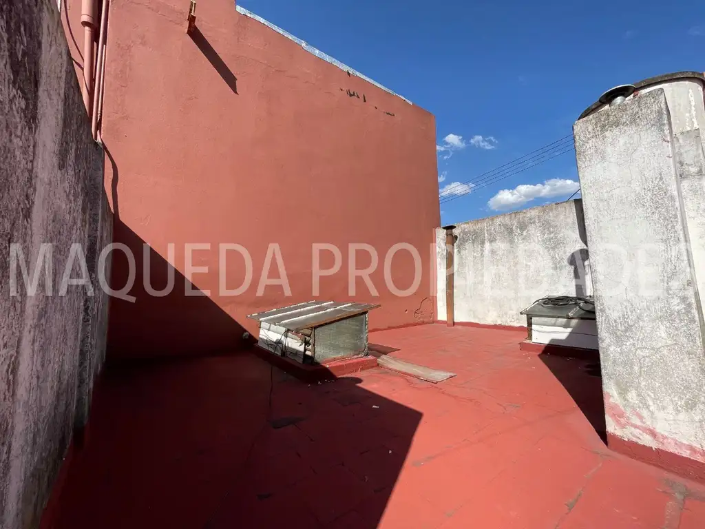 Foto de PH 2 AMBIENTES C/PATIO Y TERRAZA A MTS DE AV.EVA PERON ¡ OPORTUNIDAD !, imagen 5