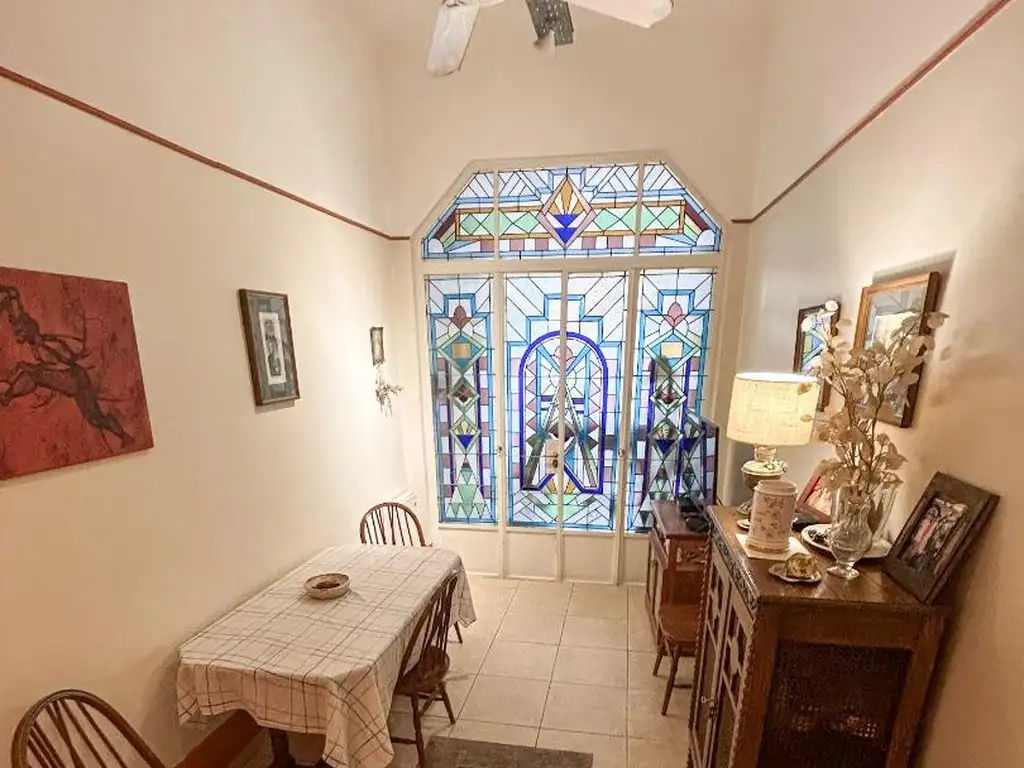 Foto de Hermosa casa de 8 amb en dos plantas con Patio y Terraza., imagen 3