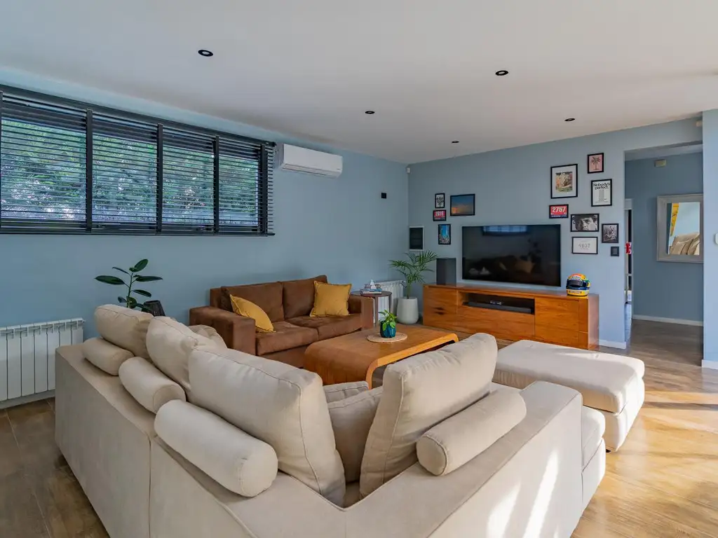 Foto de Casa 5 ambientes con parque La Aurelia, imagen 5