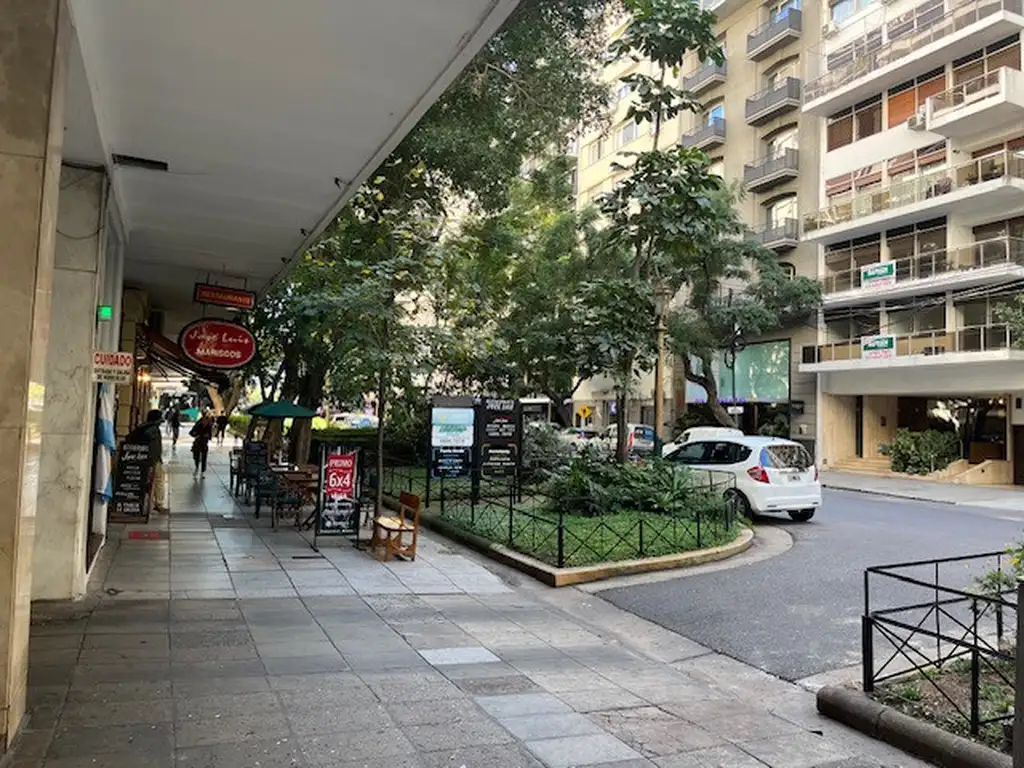 Foto de Av. Quintana y Av. Callao - Monoambiente Oportunidad!!! La Mejor Zona, imagen 1