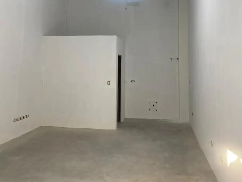Foto de ALQUILER DE LOCAL EN LOS POLVORINES, imagen 3