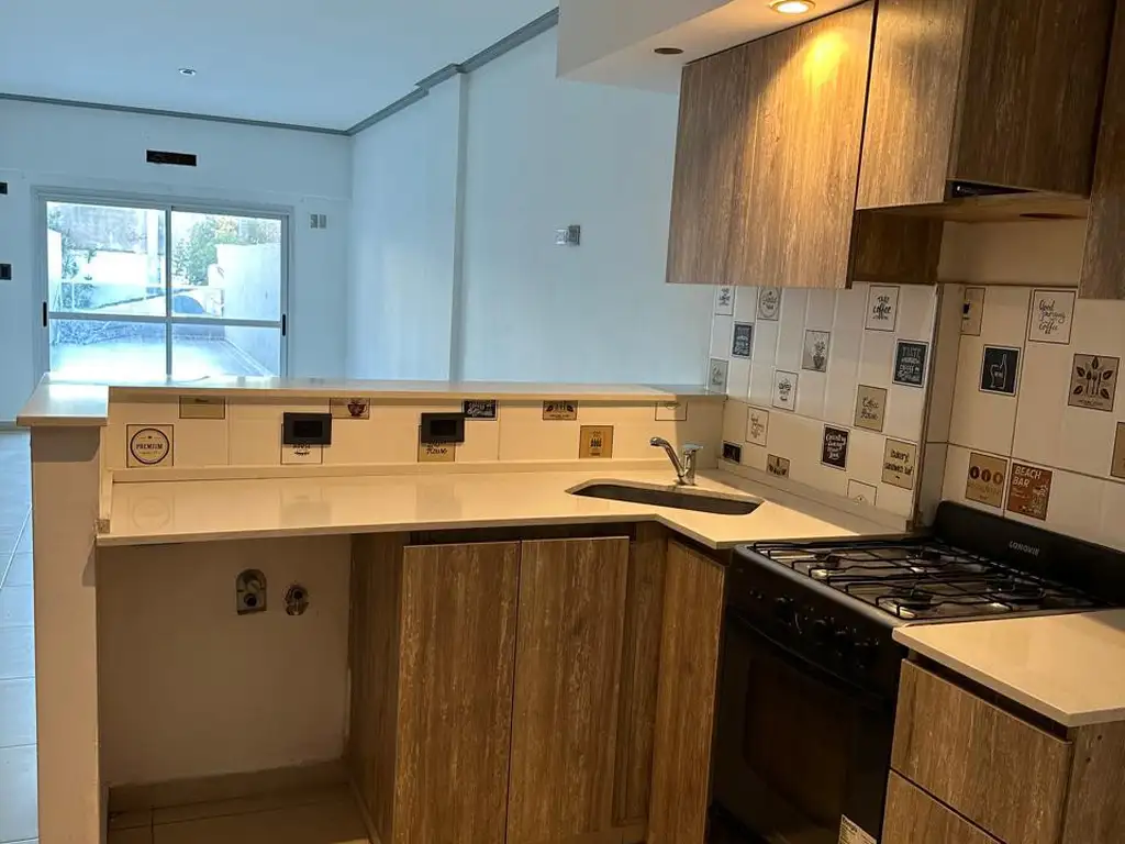 Foto de Departamento en alquiler en Liniers, imagen 1